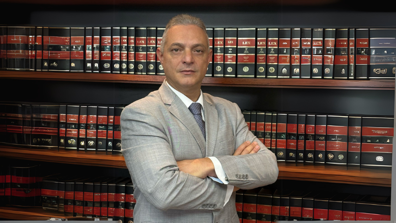 Leonardo Manzan analisa a disputa entre estados e União pelo controle dos créditos de ICMS após a reforma tributária e seus reflexos federativos.