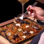 Kelsem Ricardo Rios Lima mostra como experiências gastronômicas inusitadas pelo mundo despertam novos sentidos e culturas.