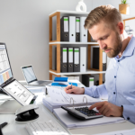 Consultoria em processos reduz desperdícios e elimina gargalos ao alinhar fluxos, tecnologia e pessoas para resultados rápidos — afirma Bráulio Henrique Dias Viana como diferencial competitivo.